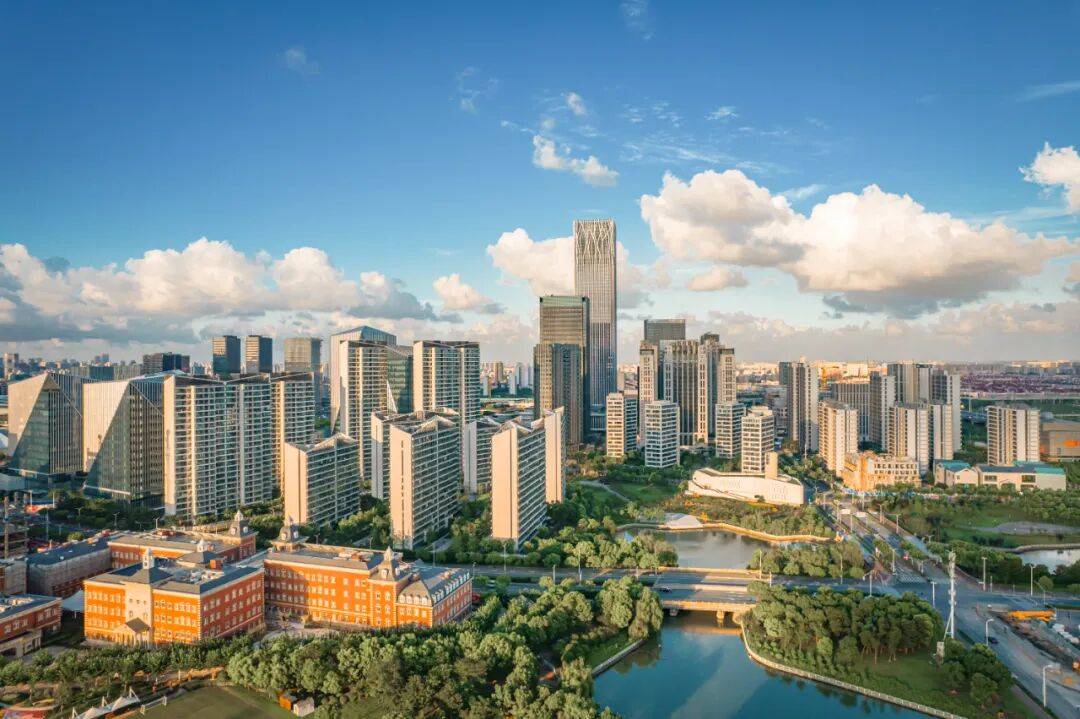 上海建发青云上售楼处官方热线官网发布丨建发青云上售楼处电线第